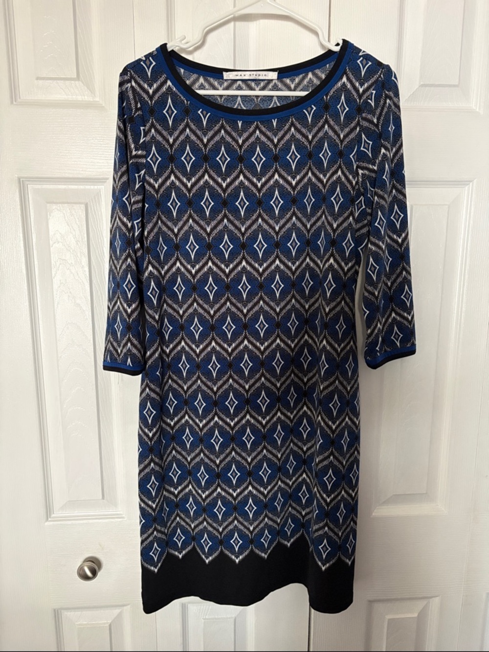 Max Studio Blue Geometric Shift Dress